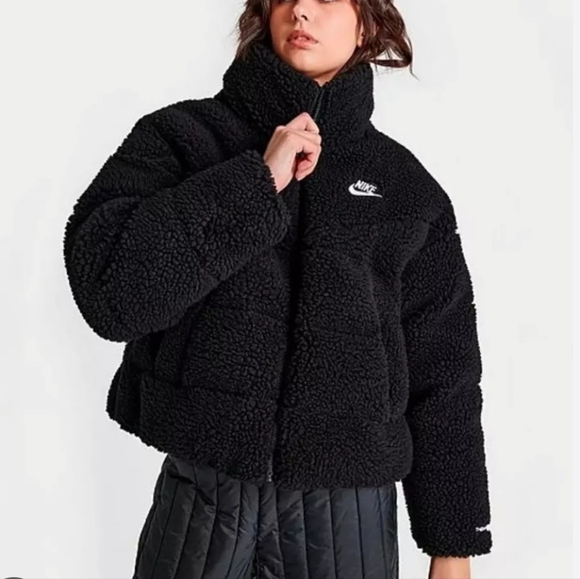 NWT Women's PLUS SIZE 3X Nike DOWN Sherpa Puffer Jacket - Picture 2 of 5